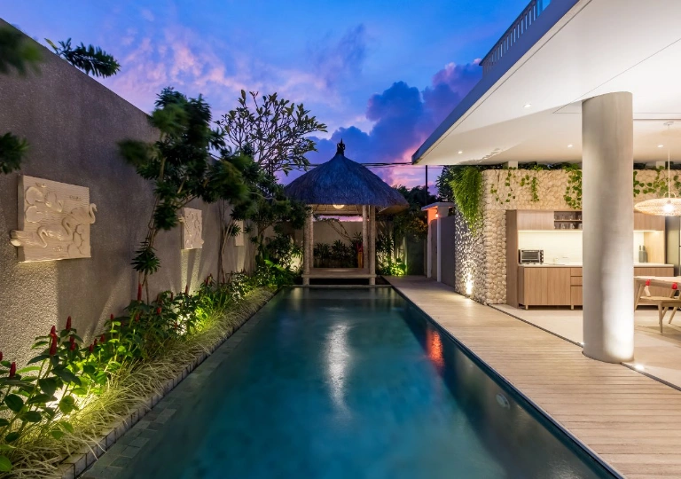 Luxury 2BR Private Pool Villa in Central Seminyak - Yearly & Monthly Rental, 2-bed villa for rent in Seminyak – photo 13 of 15