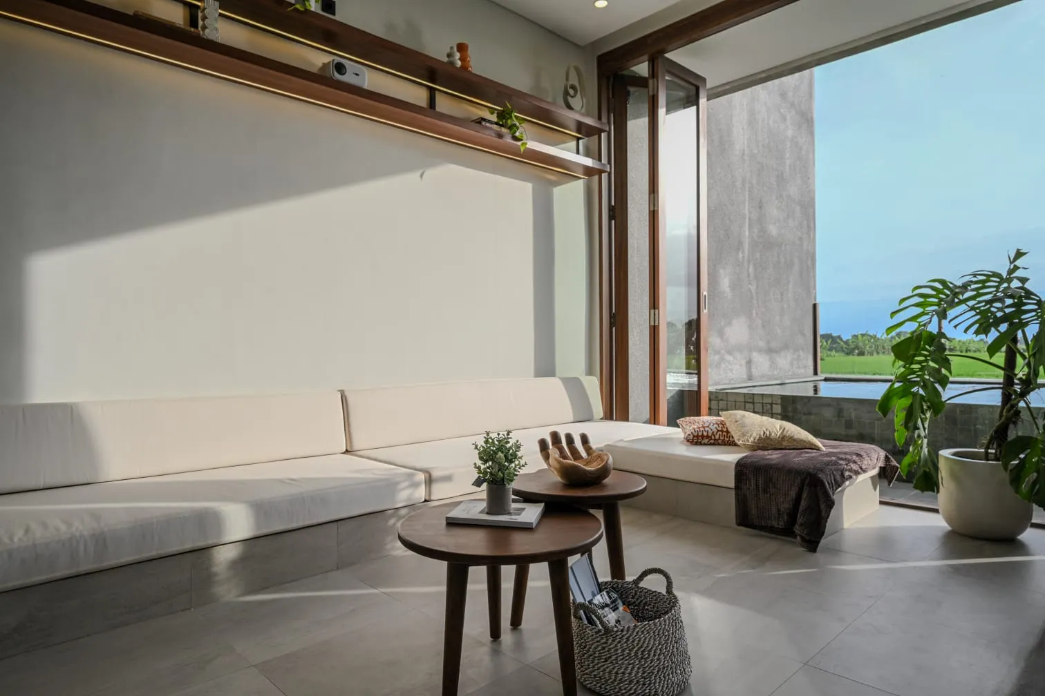 Villa Mahadira - Modern 2-Bedroom Villa with Rice Field & Ocean View, 2-bed villa for rent in Tabanan – photo 2 of 15
