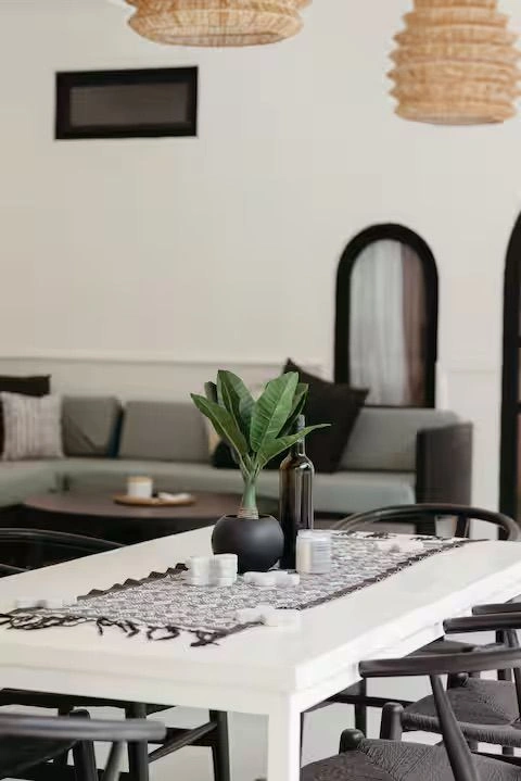 Spacious 3 Bedroom Tropical Villa in Padang Linjong, Canggu, 3-bed villa for rent in Canggu – photo 9 of 15