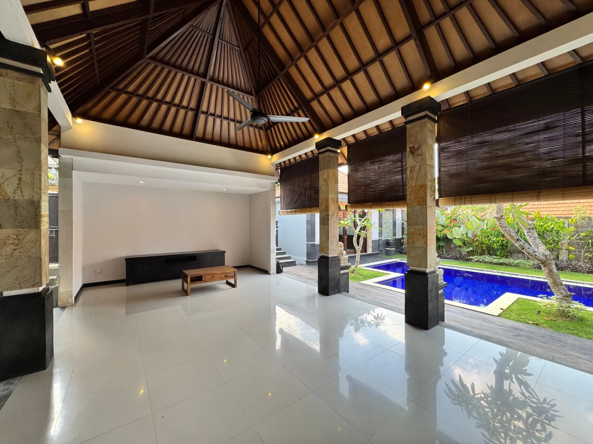 3BR Villa for Rent at Semer Kerobokan, 3-bed villa for rent in Canggu – photo 9 of 15