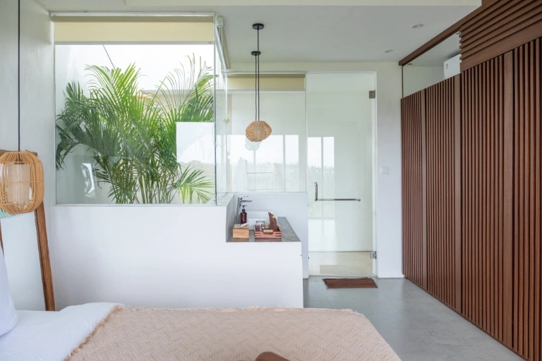 Modern Tropical 2 Bedroom Villa in Prime Berawa, 2-bed villa for rent in Canggu – photo 8 of 15