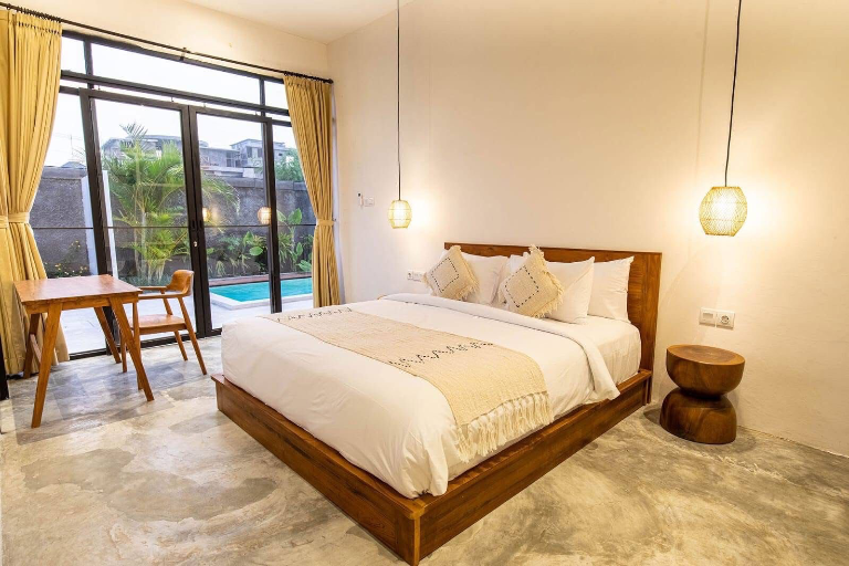 MONTHLY- PADANG LINJONG - ( Yearly rent possible ) Brand New Modern Luxury 3BR, 3-bed villa for rent in Canggu – photo 5 of 6