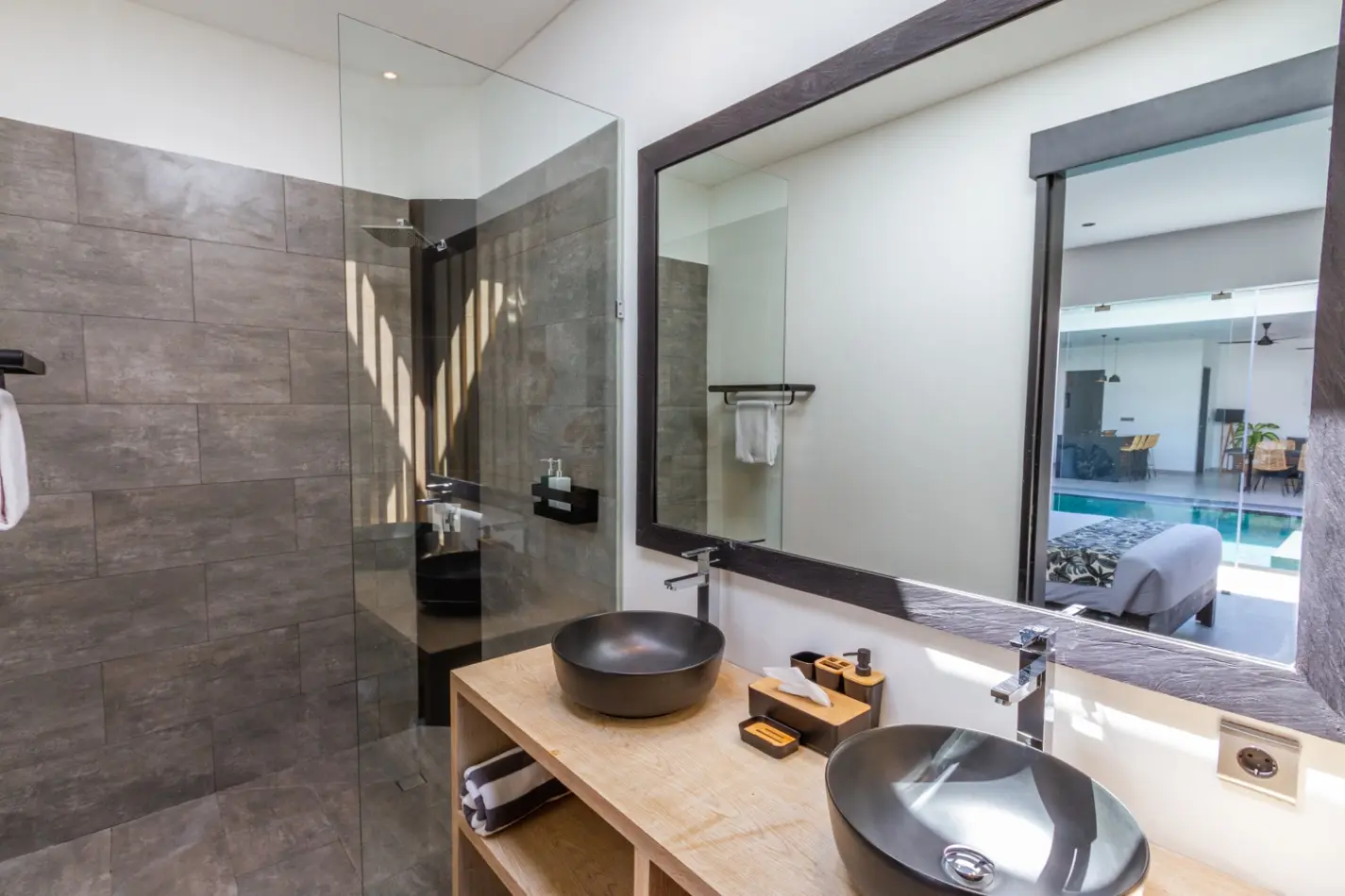 Villa Lys - Cheerful 3BD Pool Villa 5mins to Atlas Beach Club, 3-bed villa for rent in Canggu – photo 2 of 15