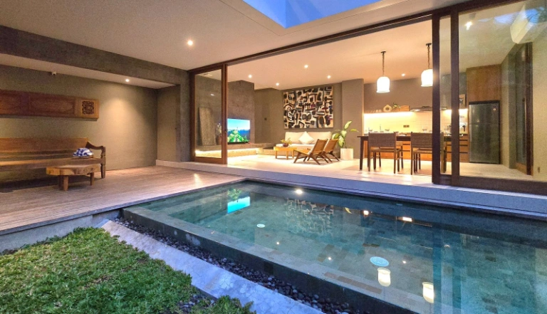 4 Bedrooms Luxury Villa for Rent in Pererenan, 4-bed villa for rent in Pererenan – photo 3 of 15