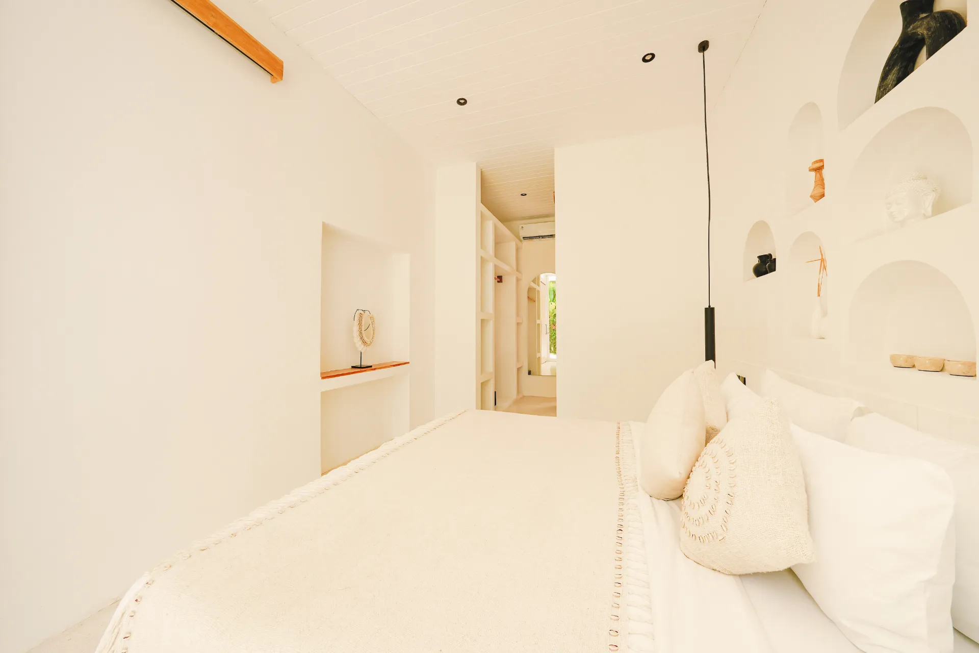 Elegant Two-Bedroom Villa in Bingin, 2-bed villa for rent in Uluwatu – photo 7 of 10