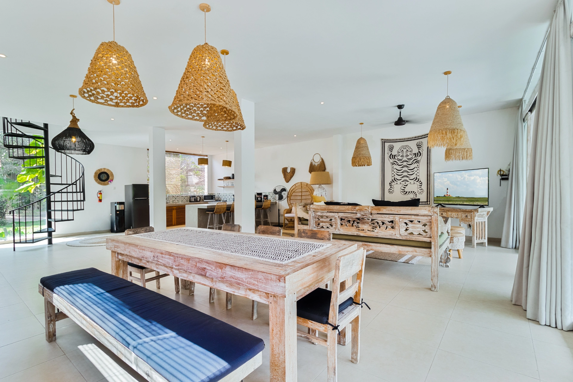Villa Ghee - 4br Tropical Family Villa In Umalas, 4-bed villa for rent in Canggu – photo 8 of 15