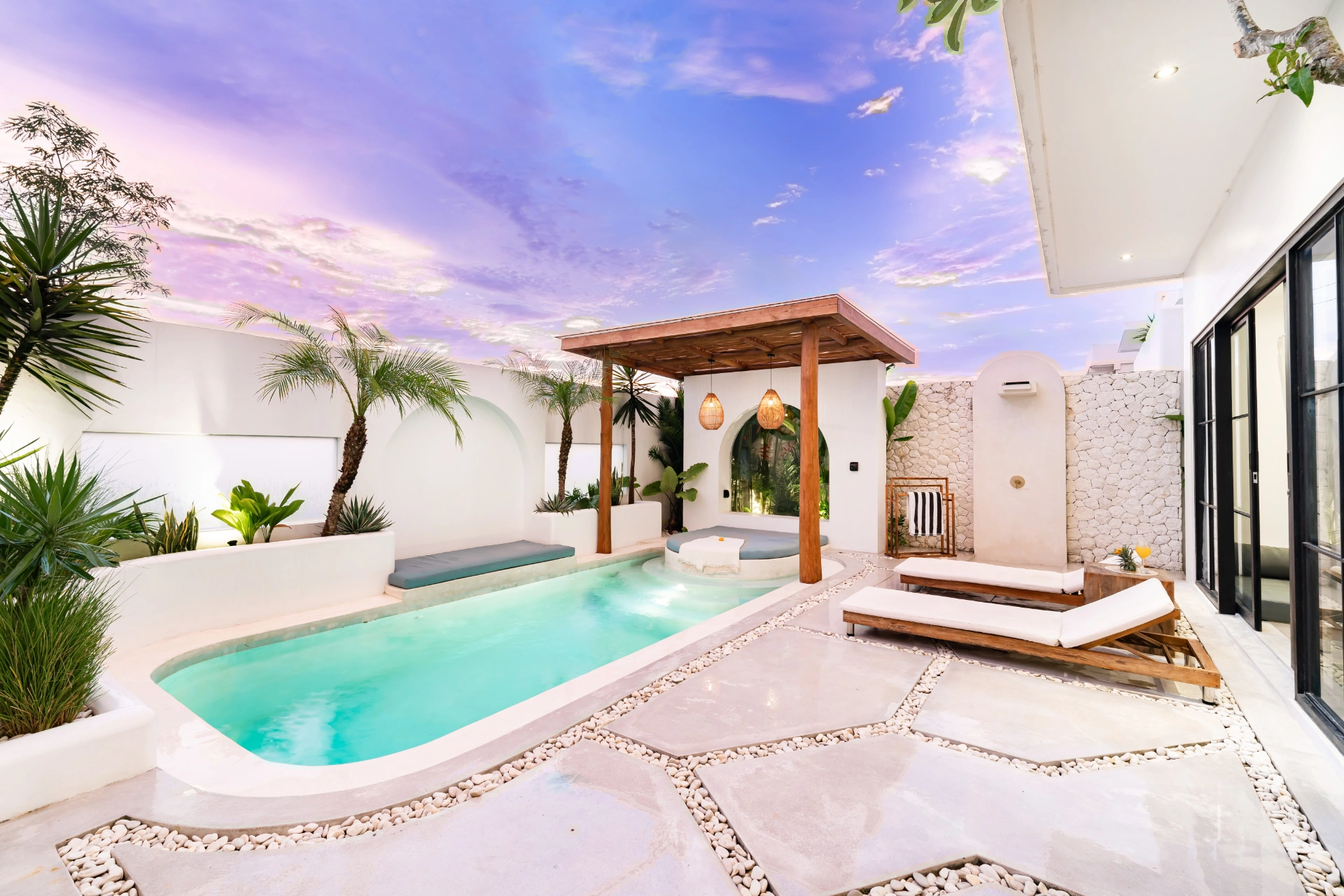Walk to Seseh Beach•3BR Villa•2 Pools•Ocean Views, 3-bed villa for rent in Seseh – photo 13 of 15