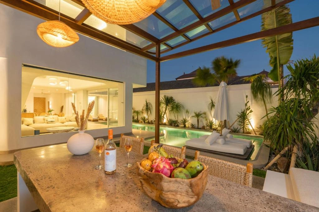 4BR Luxury Villa in Canggu, 4-bed villa for rent in Canggu – photo 6 of 15