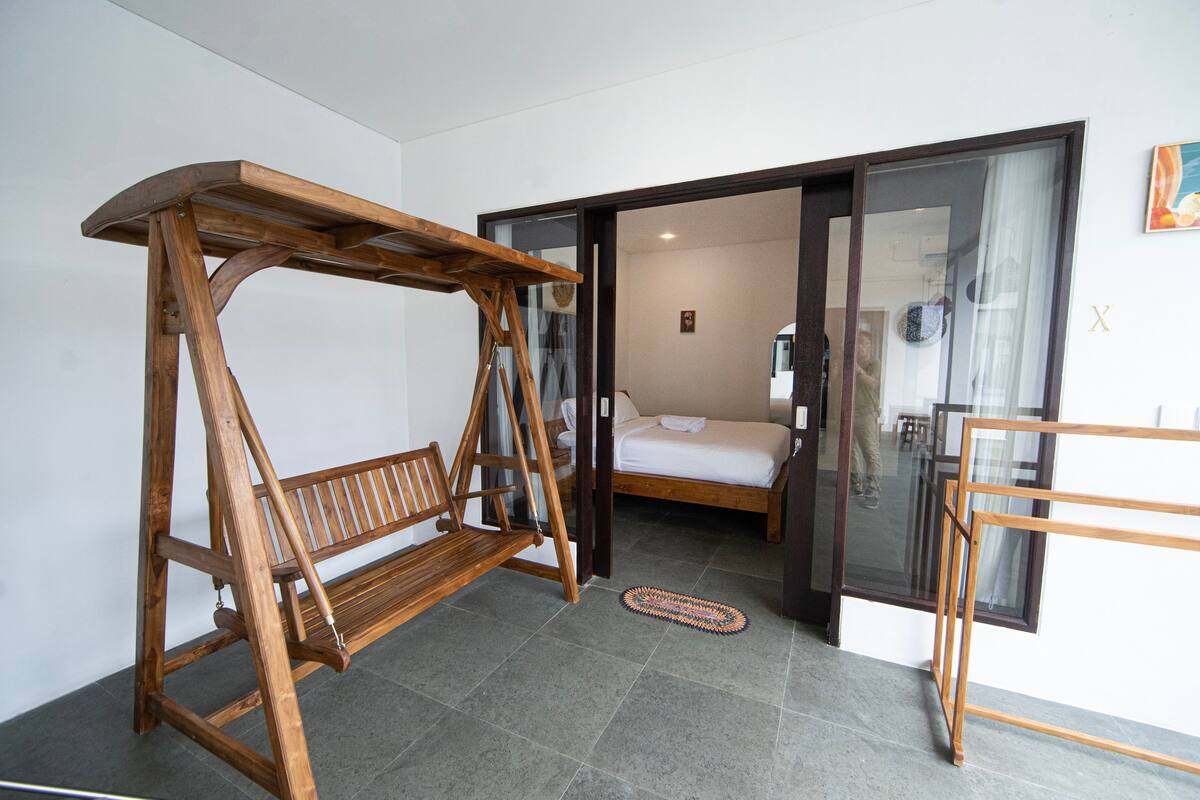 3 Bedroom Villa for Yearly Rent in Heart of Canggu, 3-bed villa for rent in Canggu – photo 4 of 15