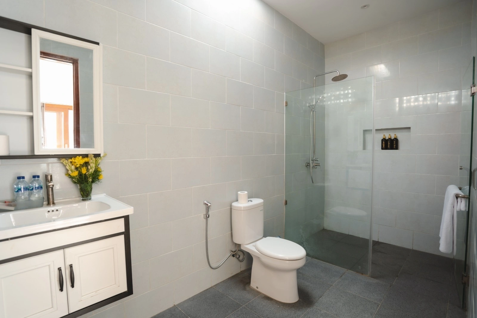 Villa For Rent 2 Bed In Jln Bedugul,Canggu Bali, 2-bed villa for rent in Canggu – photo 2 of 11