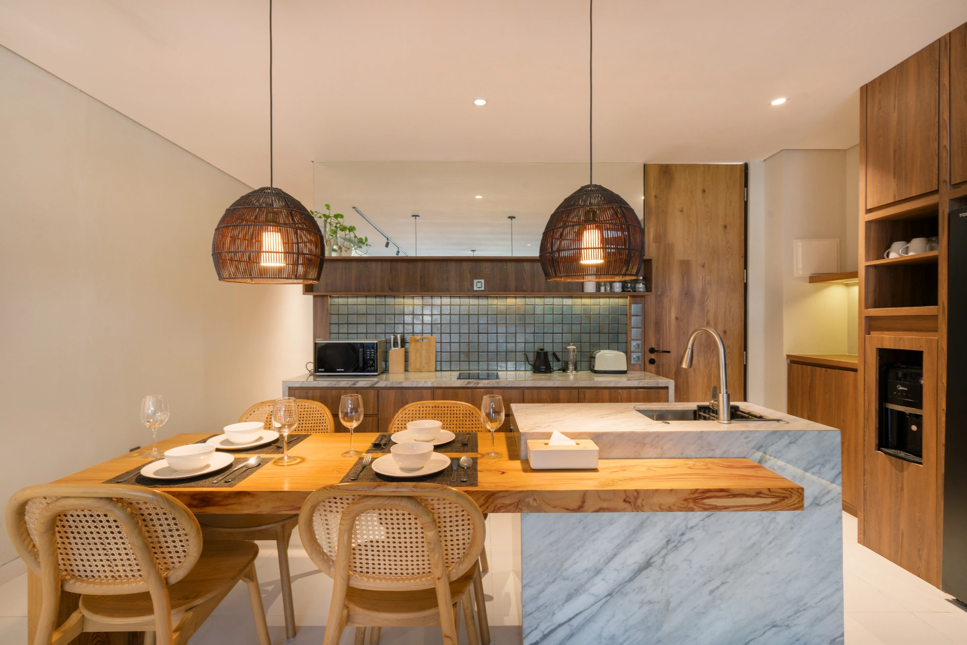 Evita - Pool Villa with Garden Balcony, Berawa, 2-bed villa for rent in Canggu – photo 11 of 15