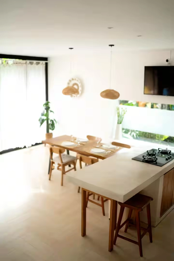 4BR Villa in Berawa Canggu, 4-bed villa for rent in Canggu – photo 4 of 15