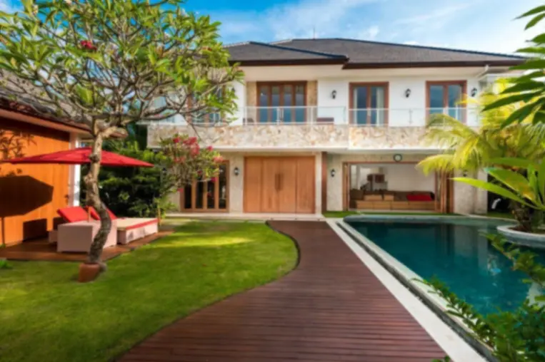 7 Bedrooms Villa in Kerobokan for Yearly Rent, 7-bed villa for rent in Seminyak – photo 5 of 12