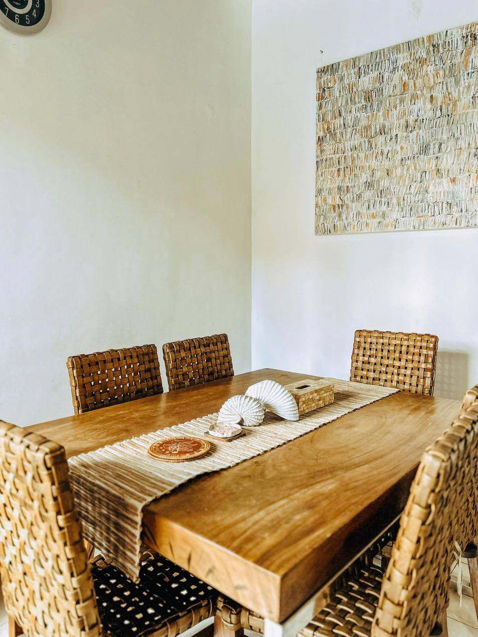 3 Bedroom Villa in Seminyak, 3-bed villa for rent in Seminyak – photo 11 of 14