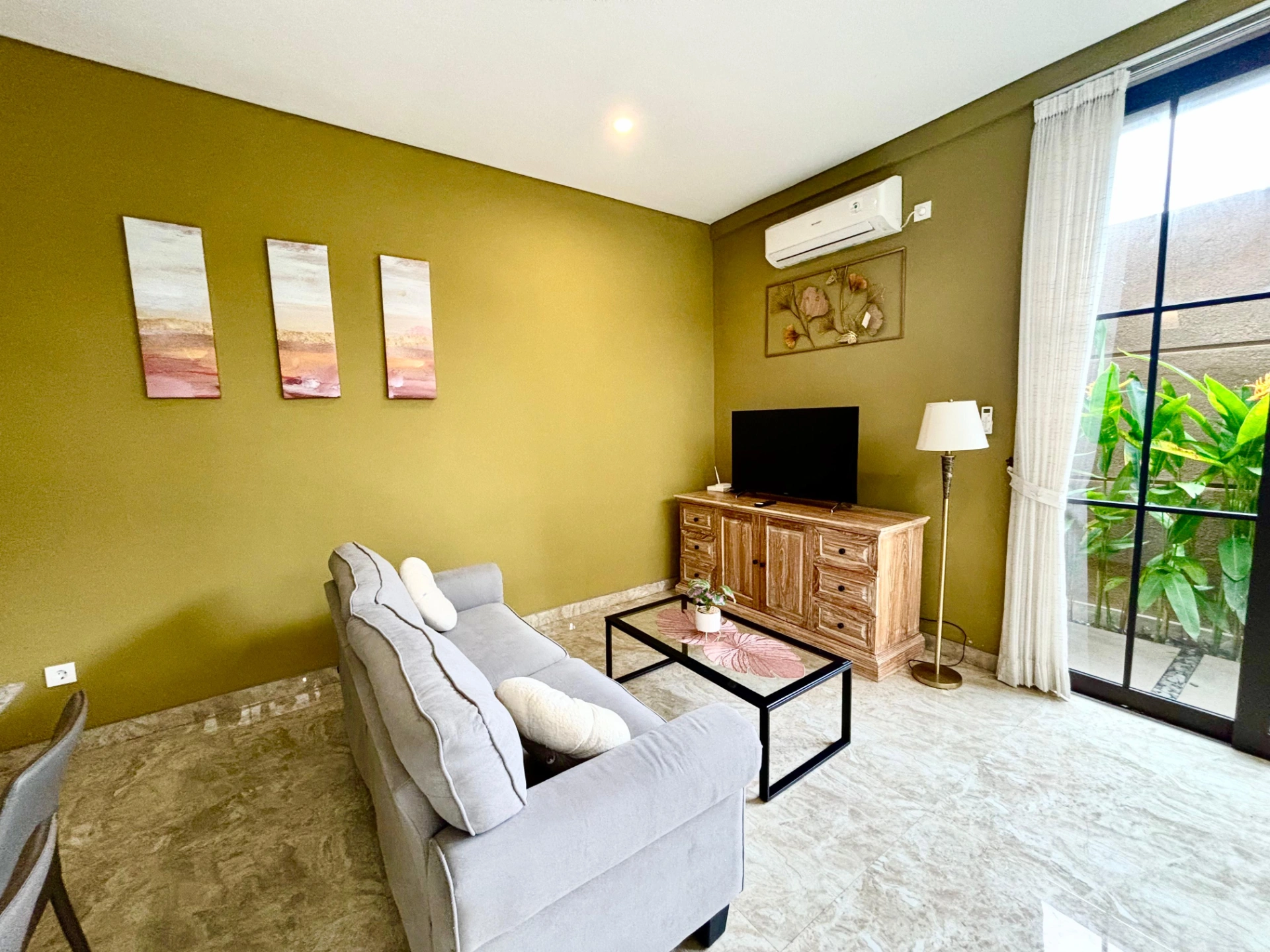 A Peaceful 2-Bedroom Villa Near Tanah Lot, Bali, 2-bed villa for rent in Tabanan – photo 2 of 12