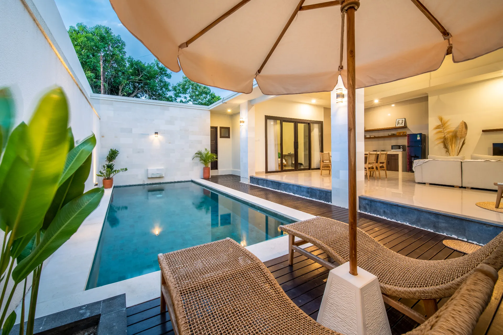 Yearly Rental Villa in Umalas Kerobokan Area, 2-bed villa for rent in Seminyak – photo 2 of 14