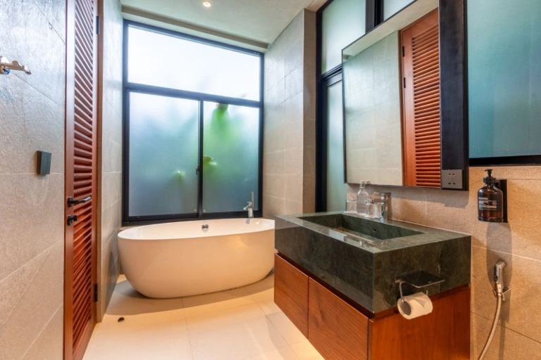 Monthly - Umalas Brand New Modern Luxury 3 Bedrooms Villa in Umalas, 3-bed villa for rent in Canggu – photo 8 of 11