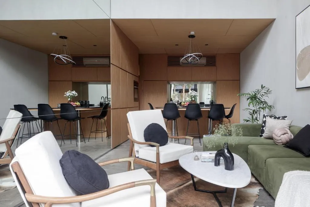 Modern 1BR Villa w/ Private Pool and Garden, 1-bed villa for rent in Canggu – photo 8 of 15