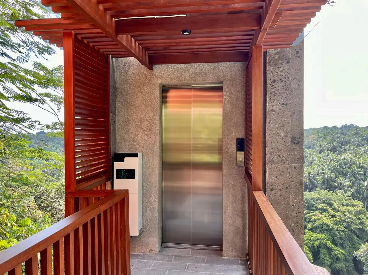Refined 1BR Villa w/ River View and Sunset Views, 1-bed villa for rent in Ubud – photo 14 of 15