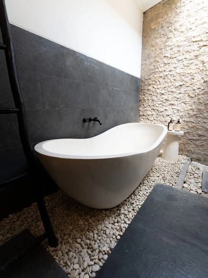 3 Bedrooms Villa Canggu Near Nirvana Life, 3-bed villa for rent in Canggu – photo 7 of 12