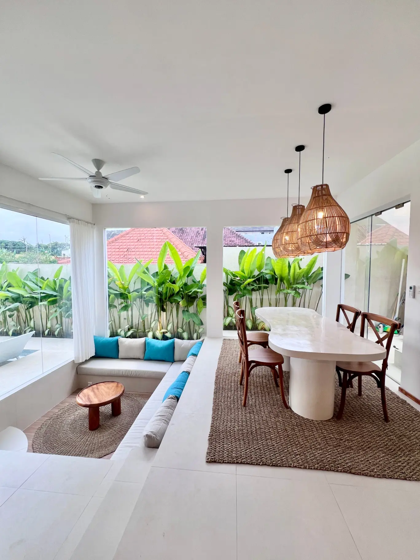 2BR Villa with Gym & Sauna – Tumbak Bayuh, 2-bed villa for rent in Pererenan – photo 4 of 15