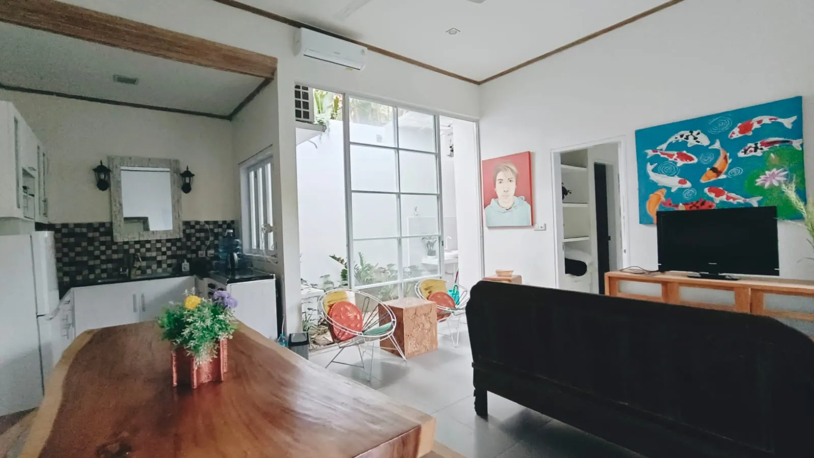 Kontemporer Style Villa at Kerobokan, 2-bed villa for rent in Kuta – photo 3 of 14