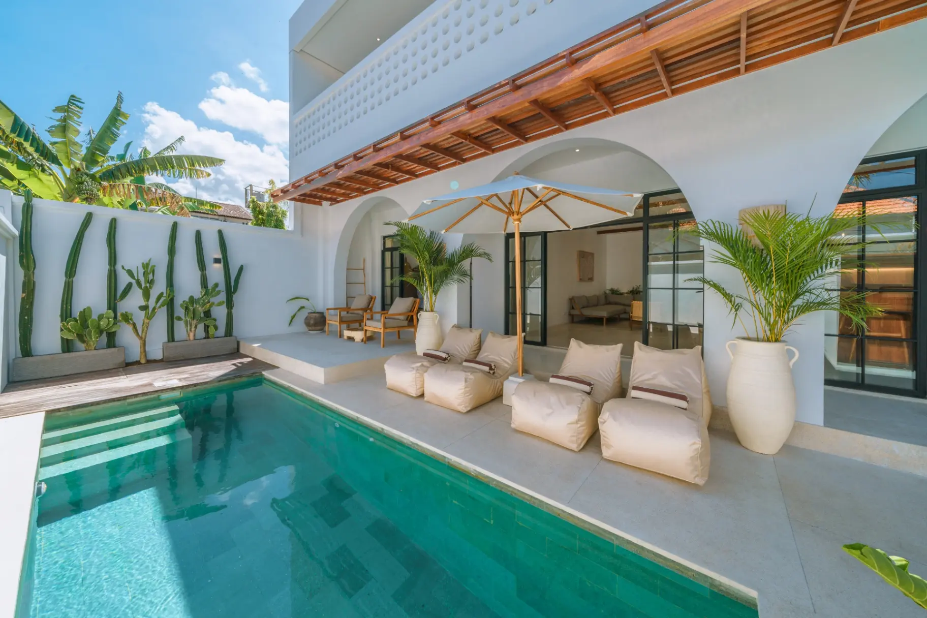 Villa Eliad - Charming 3 Bedroom Mediterranean Villa in Berawa, 3-bed villa for rent in Canggu – photo 14 of 15