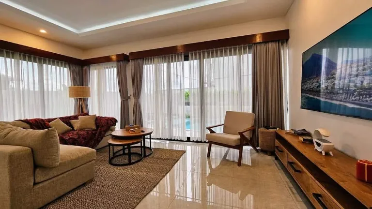 4 Bedroom Villa - Pererenan (Jl. Sempol) - 7 mins to the beach., 4-bed villa for rent in Pererenan – photo 3 of 12