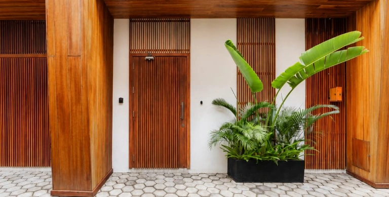 Modern Tropical Sanctuary — 2 Bedroom Villa in Berawa, 2-bed villa for rent in Canggu – photo 10 of 10
