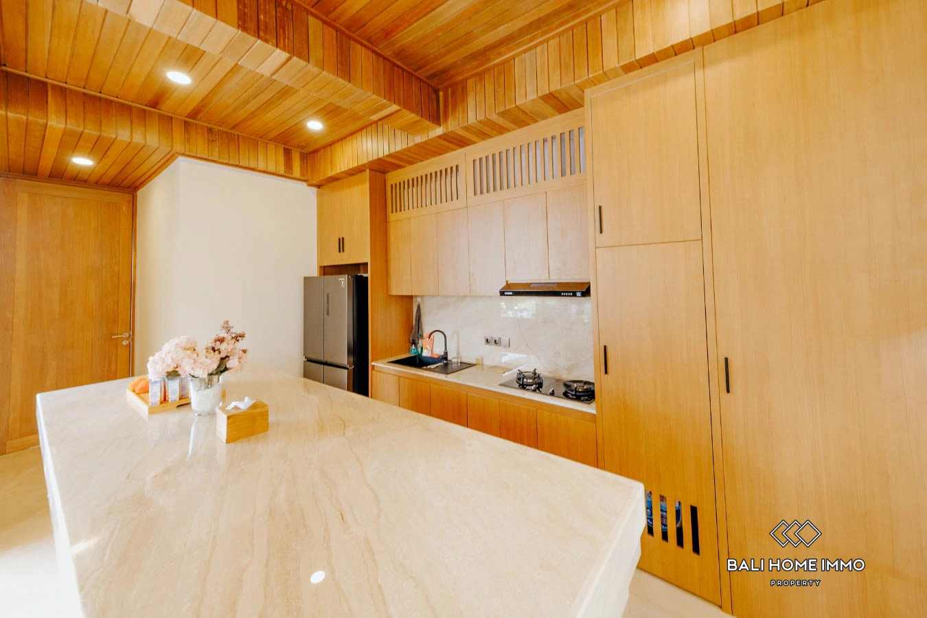 Charming Contemporary 3-bedrooms Villa for Rent & Sale in Pandawa, 3-bed villa for rent in Uluwatu – photo 2 of 8
