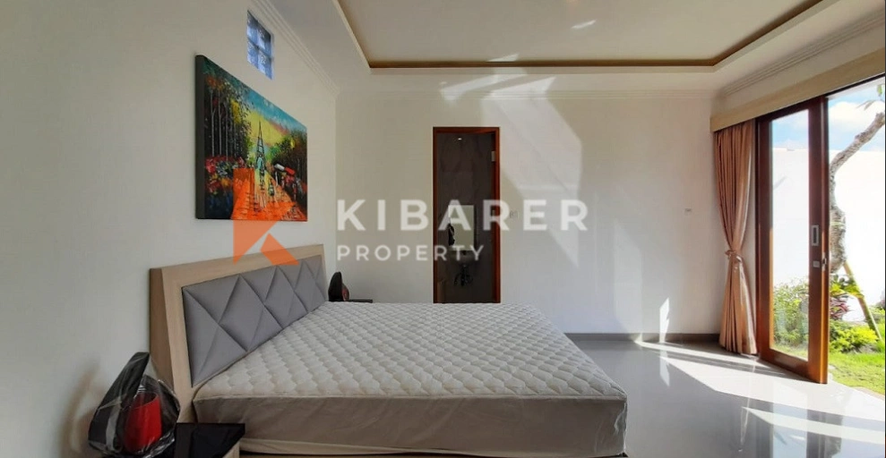 Wonderful 3BR Villa with Rooftop and Just 400m from Cemagi Beach, 3-bed villa for rent in Seseh – photo 4 of 12