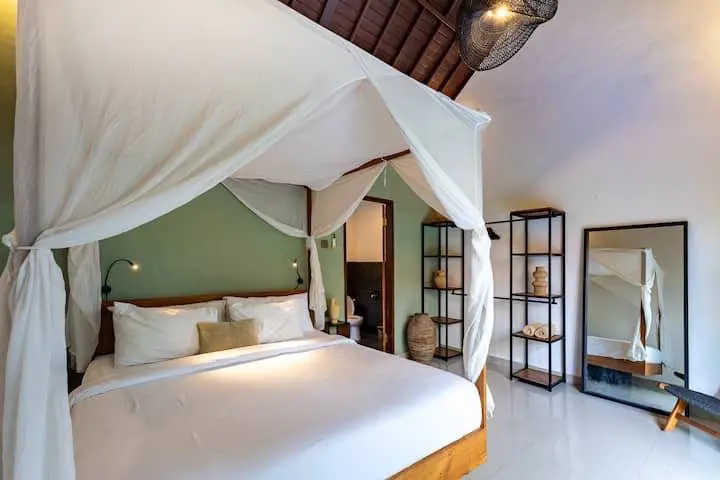 3 Bedrooms Villa Canggu Near Nirvana Life, 3-bed villa for rent in Canggu – photo 9 of 12
