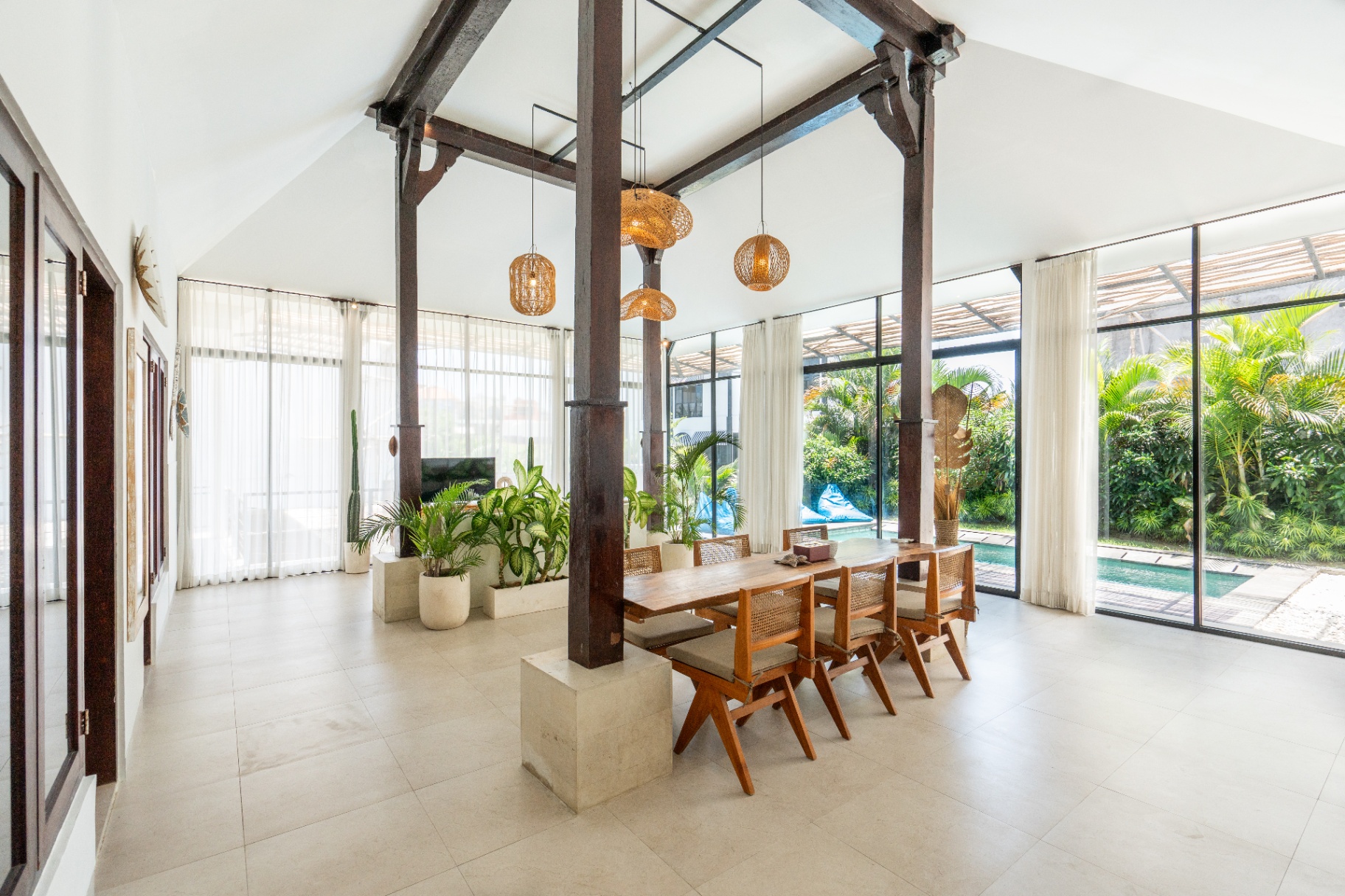 Mila Mou - Spacious Family Boho 4BR Pool Villa, 4-bed villa for rent in Canggu – photo 3 of 15