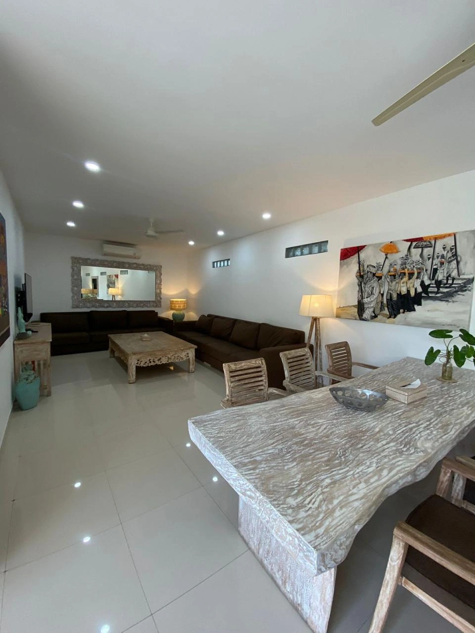Luxury 3 BR Elegant intertior perfect for group in Umalas, 3-bed villa for rent in Canggu – photo 7 of 15