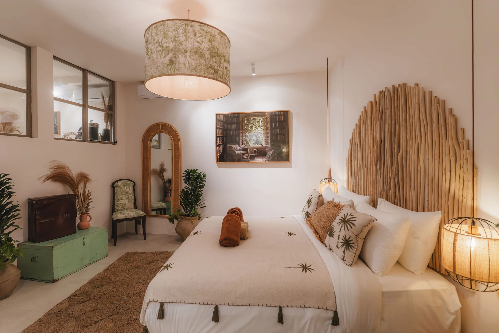 Luxury Tropical Private Pool Retreat in Berawa | Singgah Sarang, 2-bed villa for rent in Canggu – photo 7 of 15