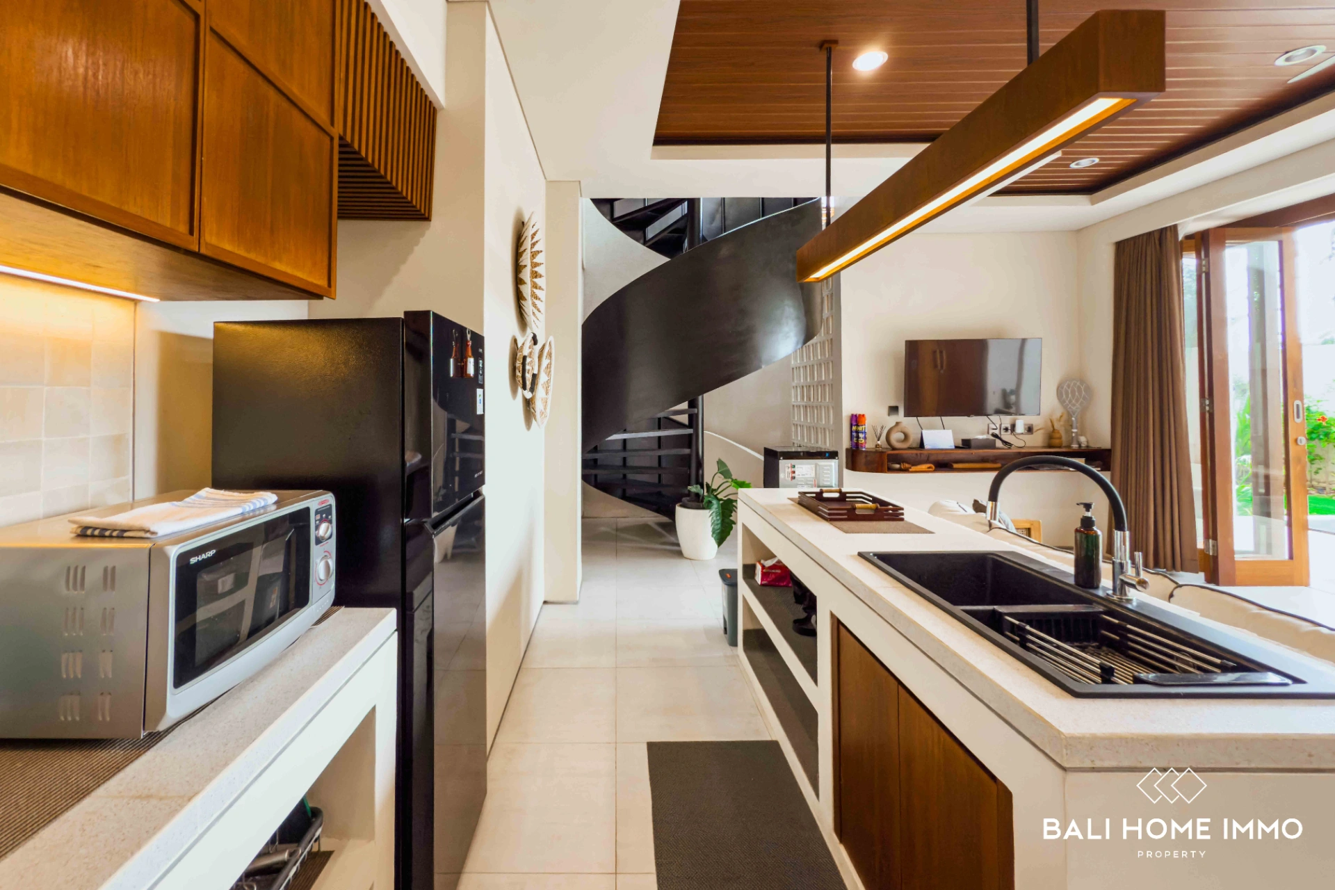 Beautiful 2 Bedrooms Villa for Rent & Sale in Ungasan, 2-bed villa for rent in Uluwatu – photo 8 of 15