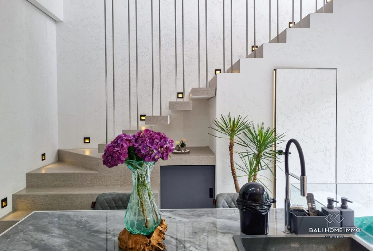 Modern 1 Bedroom Villa for Sale and Rent in Bali Umalas, 1-bed villa for rent in Canggu – photo 2 of 12