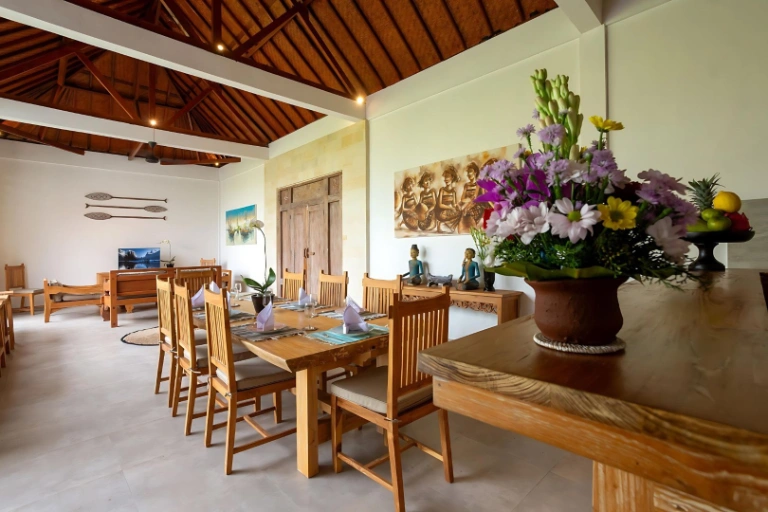 Spacious 3BR Tropical Villa Near Green School & The Flow, 3-bed villa for rent in Canggu – photo 12 of 15