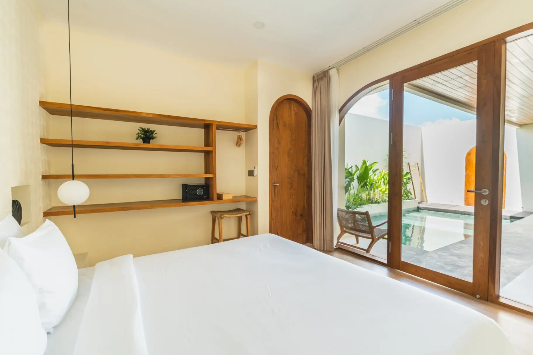 Copper Estate 2 - Tropical 2BDR in the heart of Canggu, 2-bed villa for rent in Canggu – photo 14 of 15