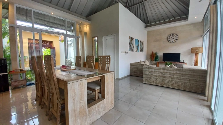 3-bedroom Villa for Rent – Bumbak, Umalas, 3-bed villa for rent in Canggu – photo 8 of 15