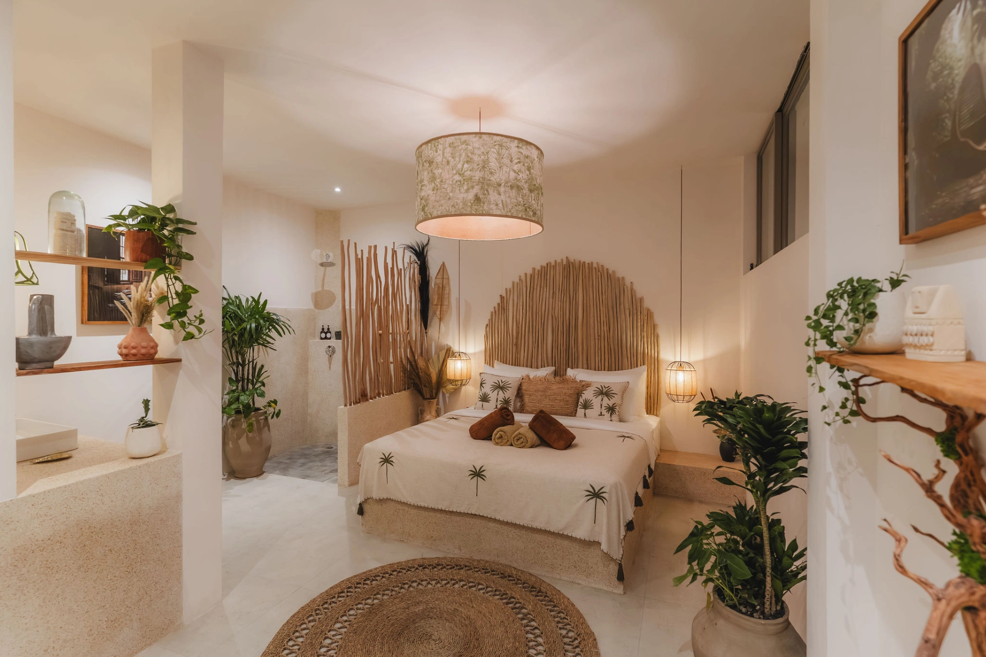 Luxury Tropical Private Pool Retreat in Berawa | Singgah Sarang, 2-bed villa for rent in Canggu – photo 8 of 15