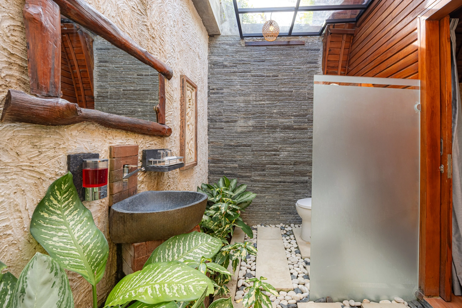 Jiwana Garden Villa, 1-bed villa for rent in Uluwatu – photo 11 of 15