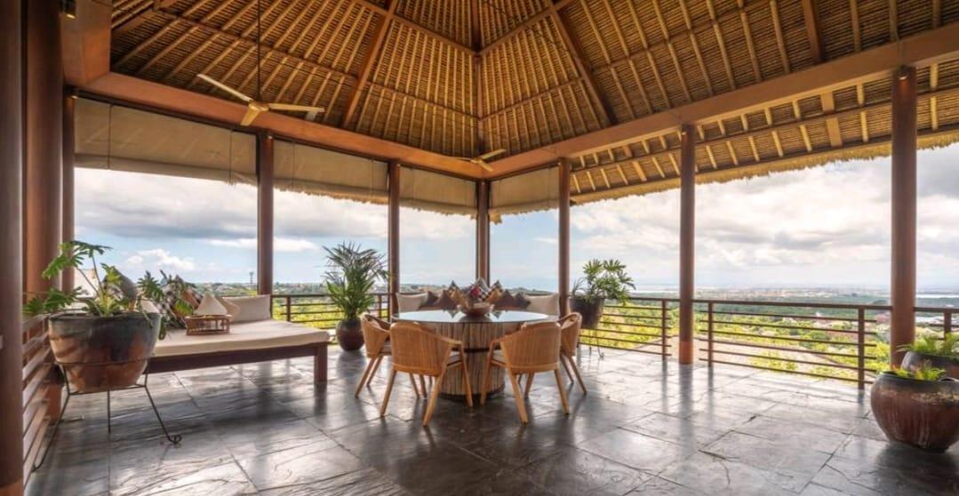 The Longhouse - 6 Bed Luxury in Jimbaran Bay, 6-bed villa for rent in Uluwatu – photo 13 of 15