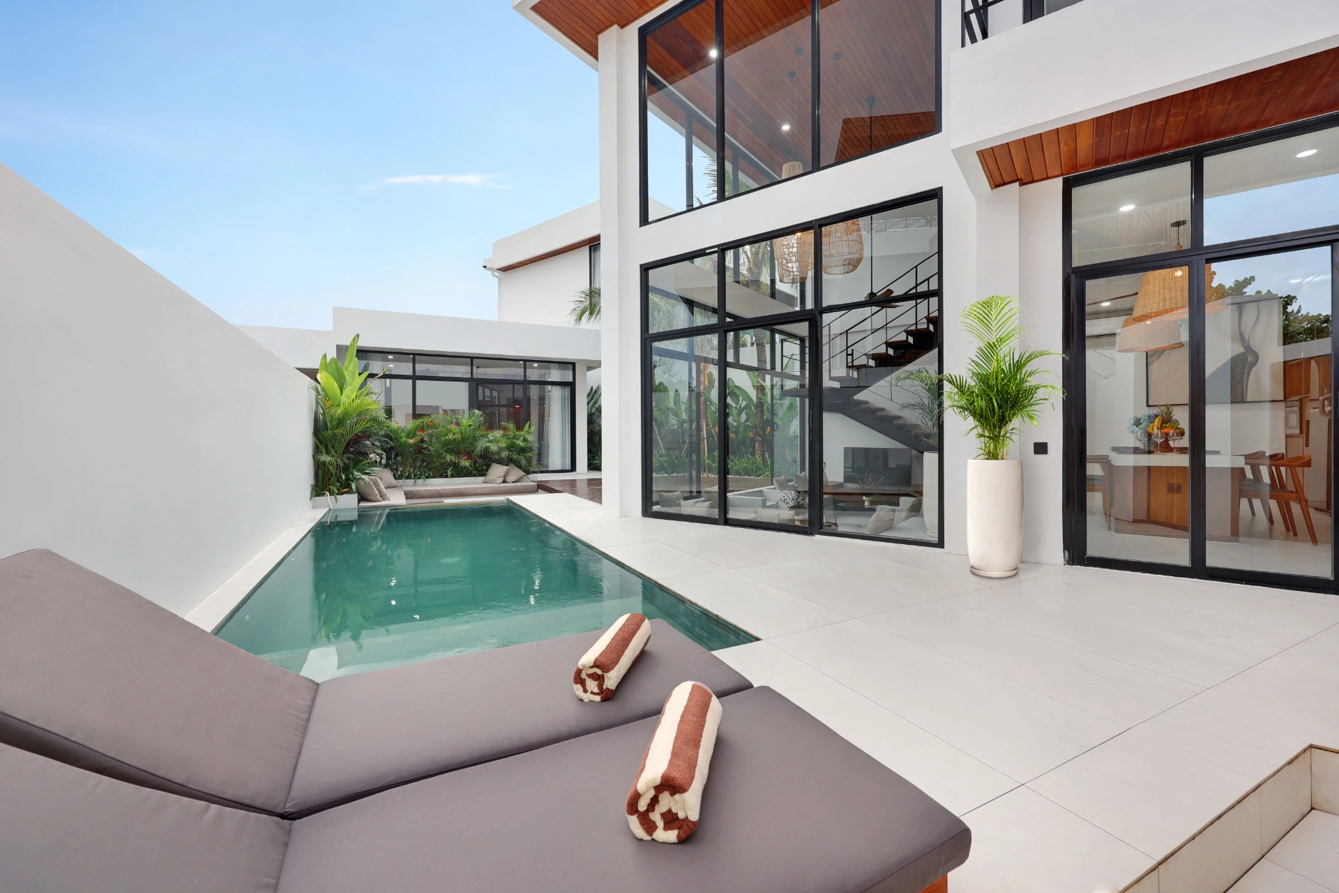Baliwood II Residence 3BR Pererenan/ Rooftop+oceanview/ 2mins walk to Lyma Beach, 3-bed villa for rent in Pererenan – photo 4 of 15