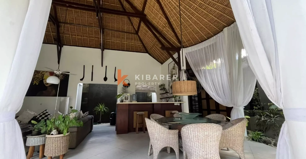 Lovely Serene Two-Bedroom Tropical Villa in the Heart of Umalas, 2-bed villa for rent in Seminyak – photo 3 of 15
