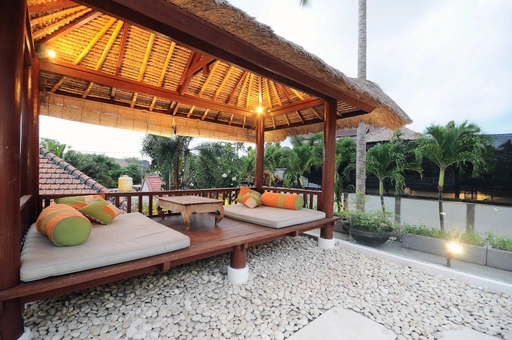 4 Bedrooms Villa for Monthly Rent & Freehold Sale in Canggu-berawa, 4-bed villa for rent in Canggu – photo 14 of 15