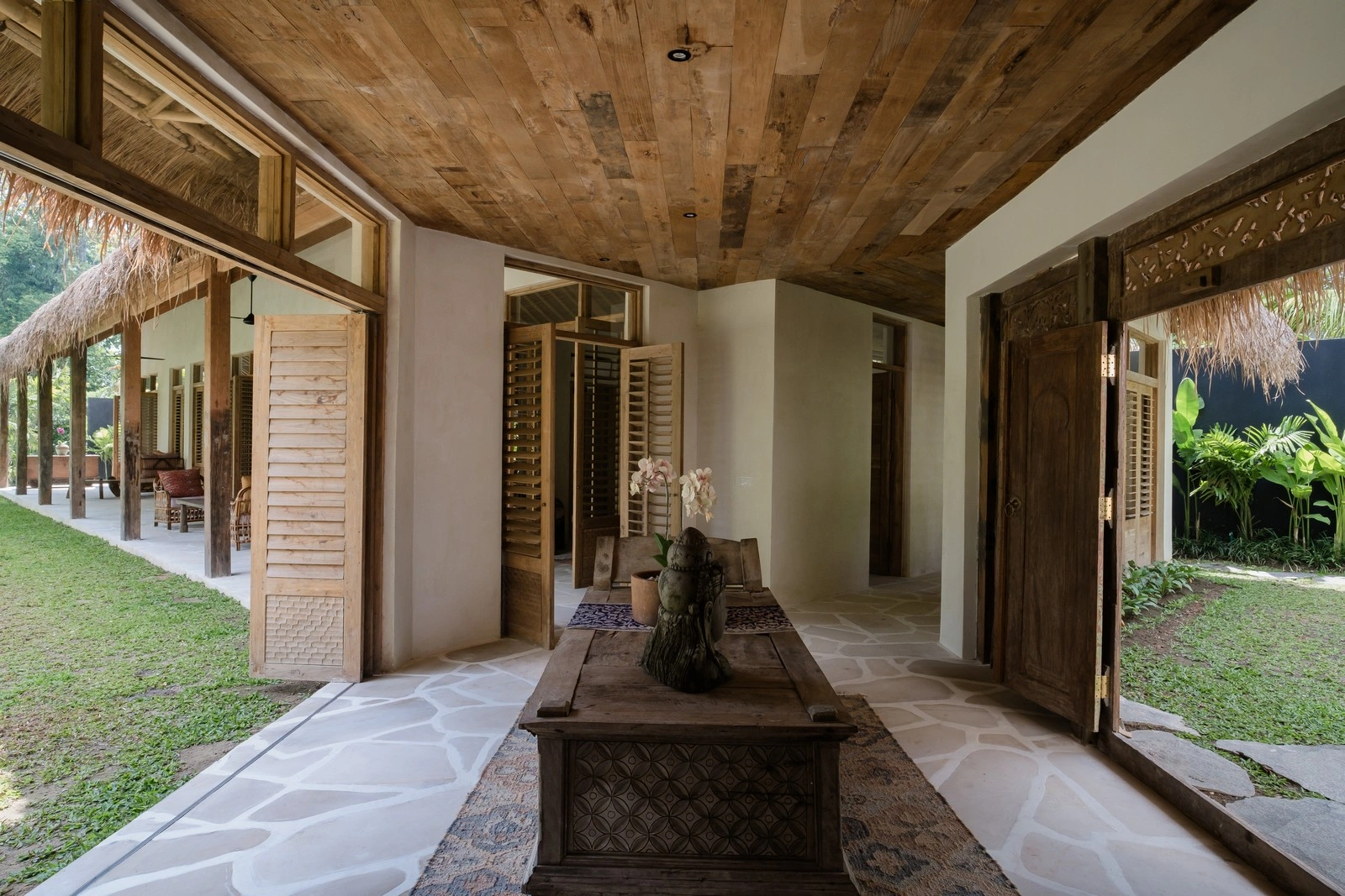 4-Bedroom Eco-Luxury Villa with Private Pool in Kaba Kaba, 4-bed villa for rent in Tabanan – photo 4 of 15