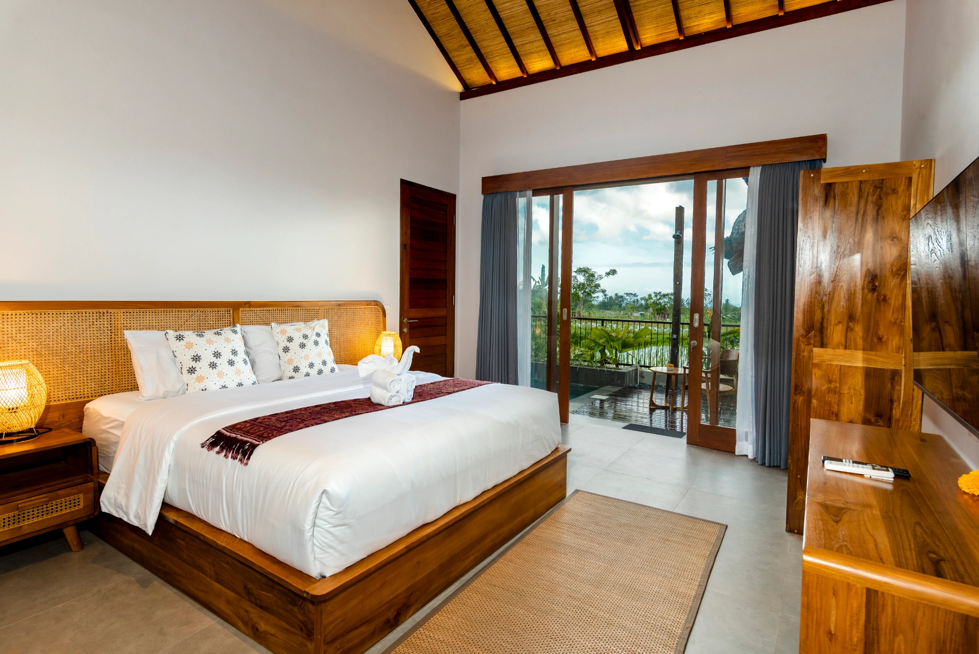 Brand-New 2-Bedroom Villa with Rice Field Views in Gianyar, 2-bed villa for rent in Ubud – photo 8 of 15