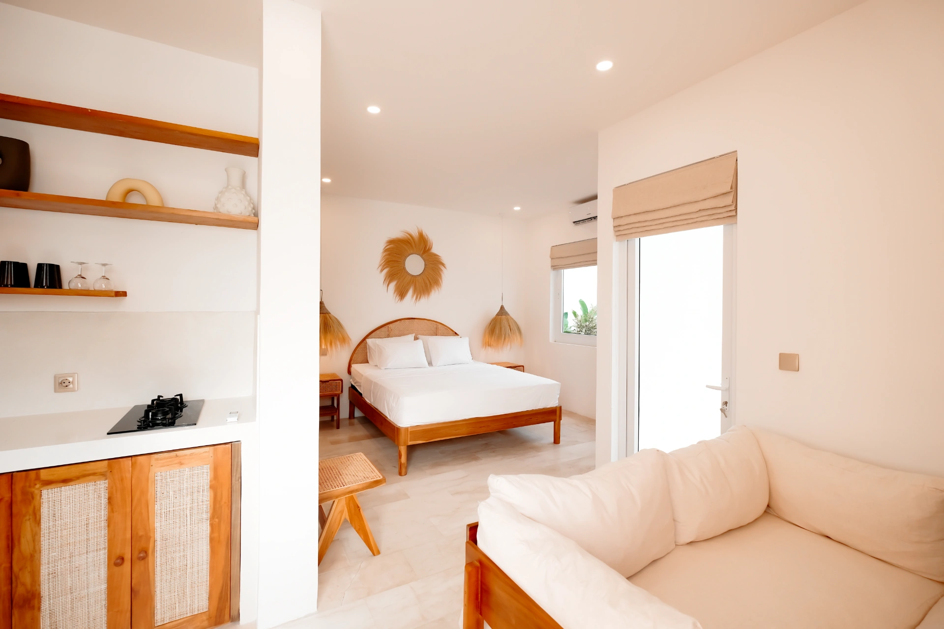 Canggu Haus Unit 1 - 1-Bedroom Villa in Batu Bolong, 1-bed villa for rent in Canggu – photo 5 of 15