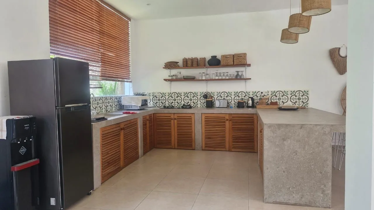 Villa For Rent 4 Bed In Bumbak,Umalas,Kerobokan Bali, 4-bed villa for rent in Canggu – photo 8 of 15